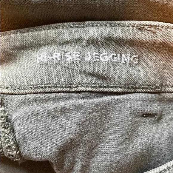 American Eagle Jeggings - Picture 4 of 10